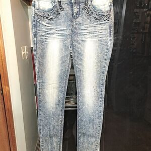 Vanilla Star Women's Embellished Light Blue Skinny Jeans